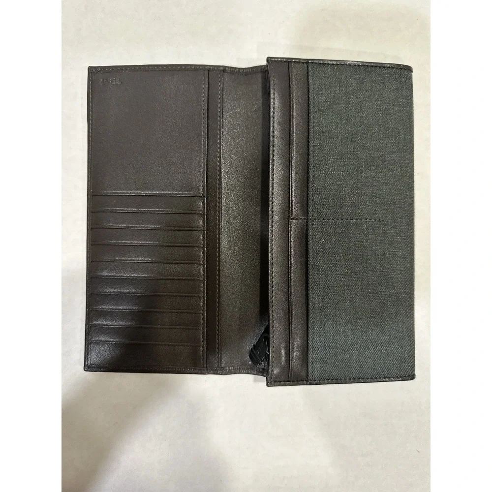 TUMI Brown Leather And Canvas Wallet Credit Card Holders Zipper New No Tags